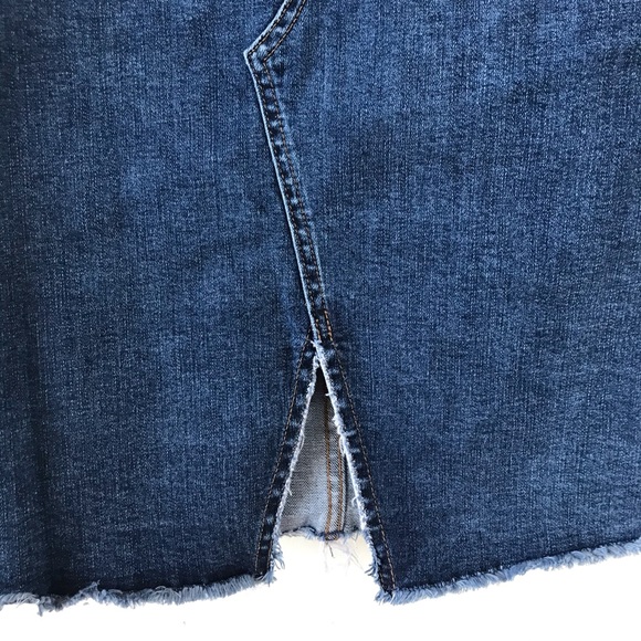 Madewell denim raw hem jean skirt - Picture 3 of 10